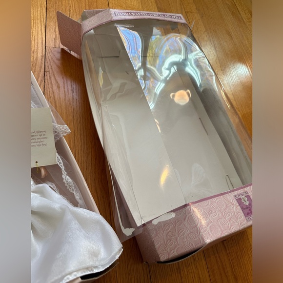 RARE Collectible Memories Porcelain Doll A Limited Collector’s Edition Bride Eva - Picture 16 of 17